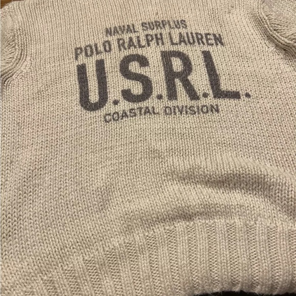 Sweater - Picture 5 of 6